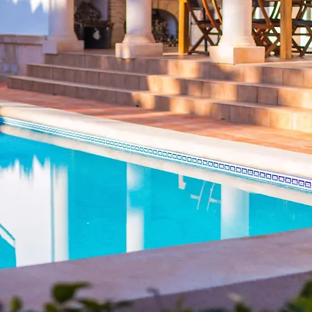 Villa Nasau By Abahana Moraira